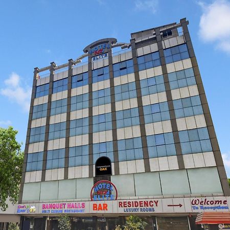 Hotel Super Townhouse Oak Lb Nagar Ramoji à Haïdarabad Extérieur photo