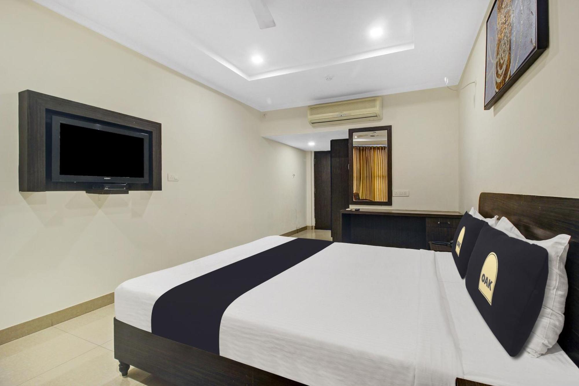 Hotel Super Townhouse Oak Lb Nagar Ramoji à Haïdarabad Extérieur photo