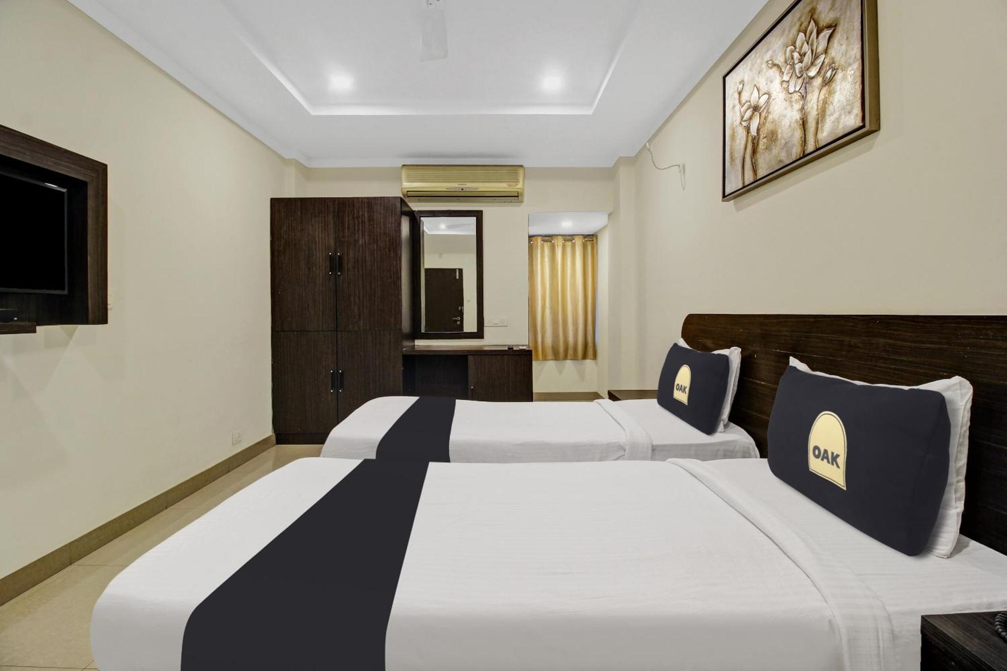 Hotel Super Townhouse Oak Lb Nagar Ramoji à Haïdarabad Extérieur photo