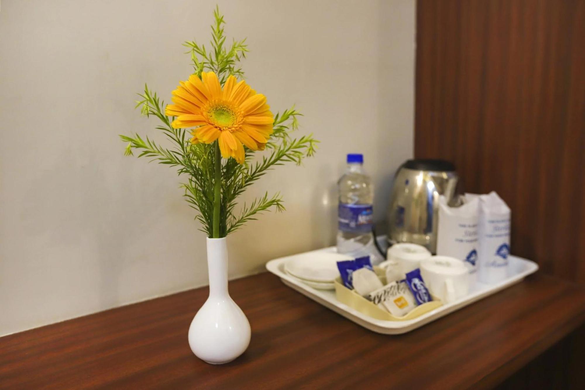 Hotel Super Townhouse Oak Lb Nagar Ramoji à Haïdarabad Extérieur photo