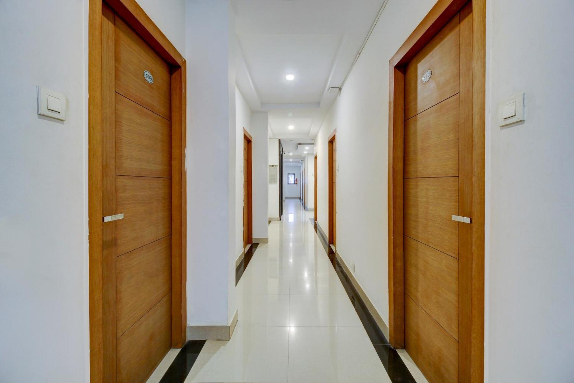 Hotel Super Townhouse Oak Lb Nagar Ramoji à Haïdarabad Extérieur photo